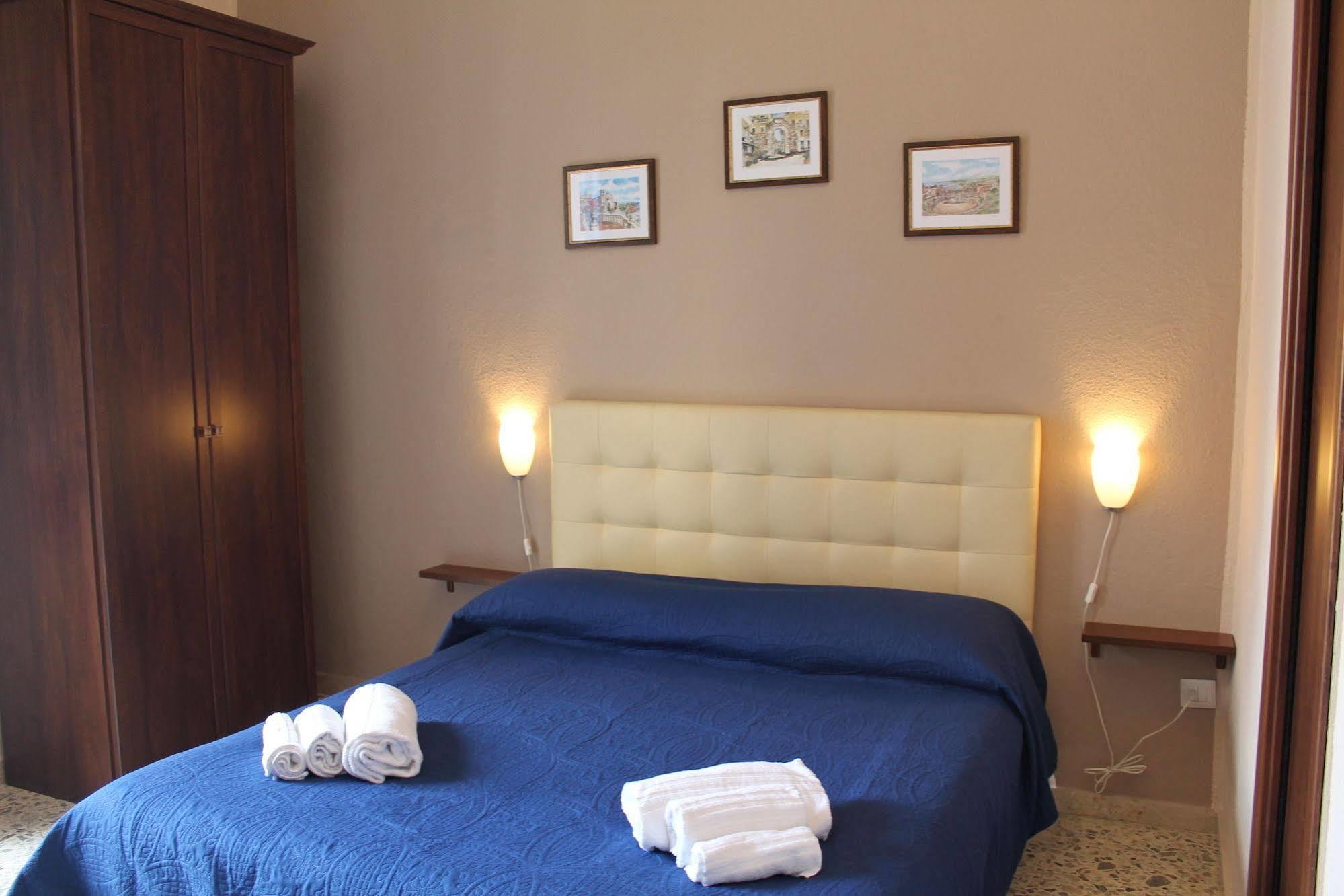 Casa Melany Appartement Taormina Buitenkant foto